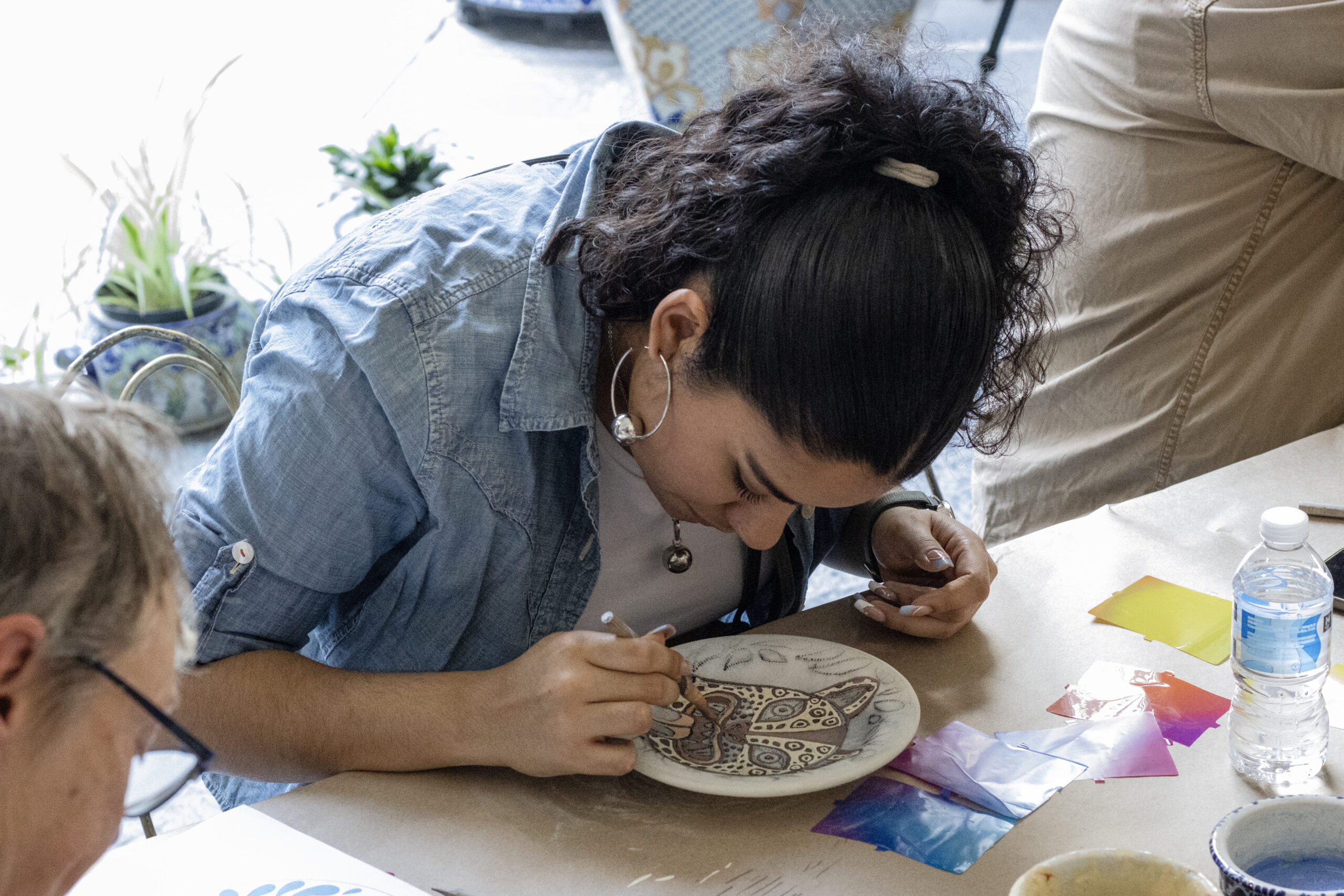 Tour por la fabrica + Taller de pintura - Imagen 2
